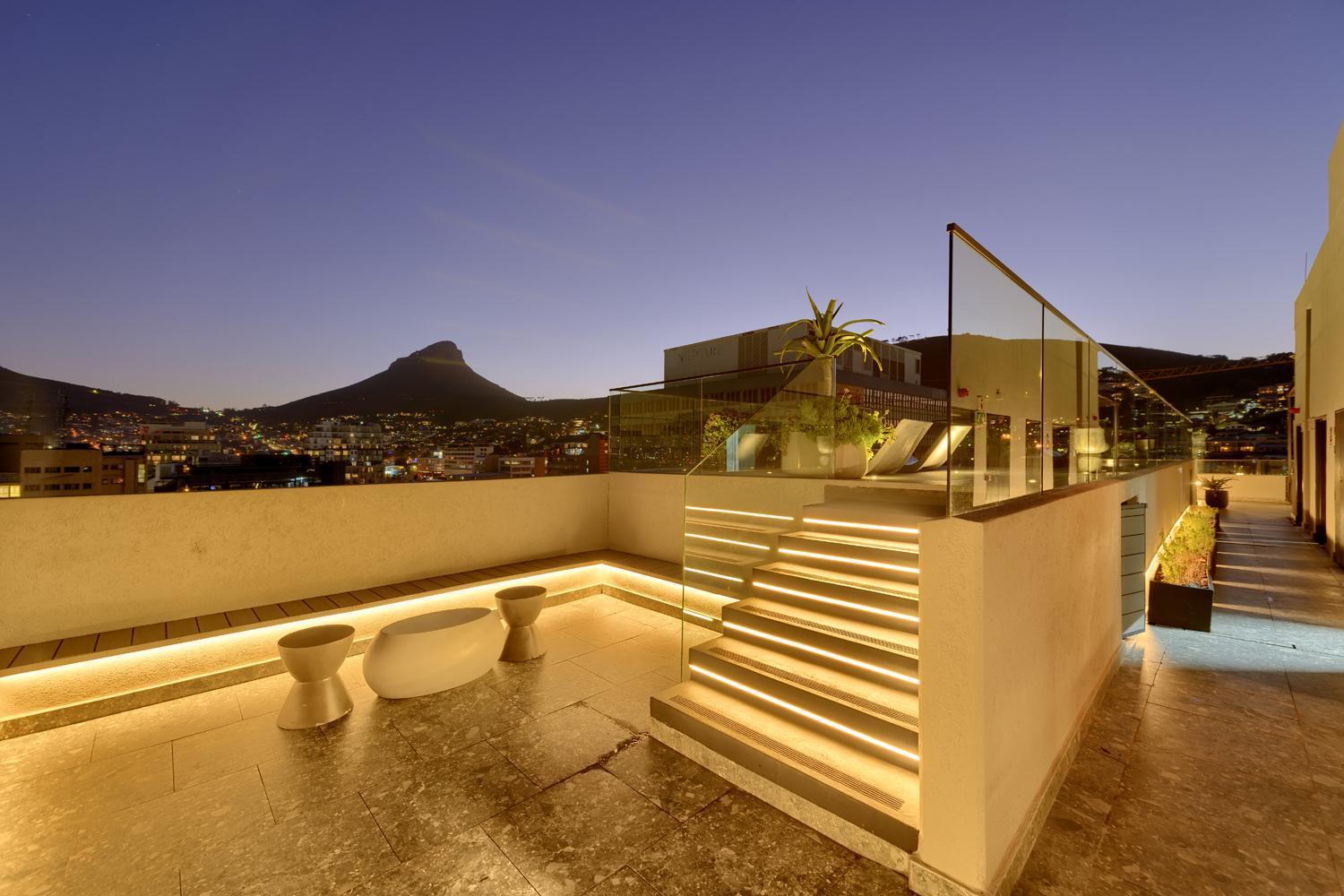 Urban Comfort At 1 Bed In City Centre With Pool Città del Capo Esterno foto